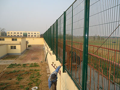 监狱隔离网图片2