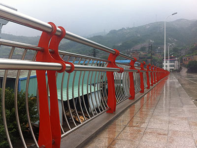 哈尔滨市河道护栏图片1 哈尔滨市河道护栏图片1