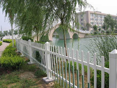拉萨市PVC围栏图片2