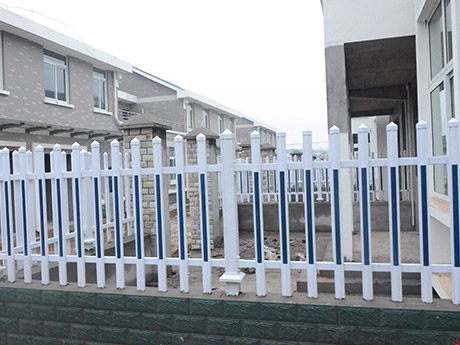 PVC围栏案例图片2 PVC围栏案例图片2