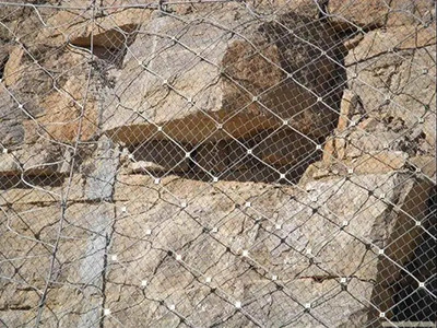 郑州市边坡防护网图片4 郑州市边坡防护网图片4